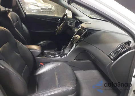 2011 Hyundai Sonata Limited 2.0T z USA, uszkodzony, nr VIN 5NPEC4AB9BH247544